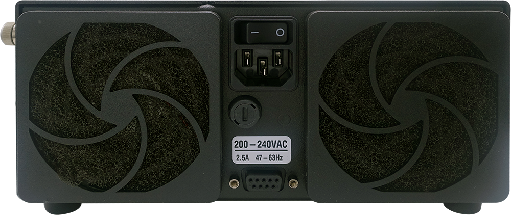 SunSpot 2 固化設備的背面 SunSpot 2 固化設備的背面