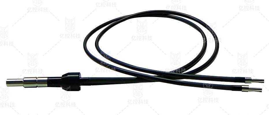 2極分叉夜芯導管